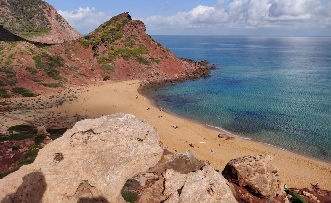 Foto af Cala del Pilar med brunt sand overflade