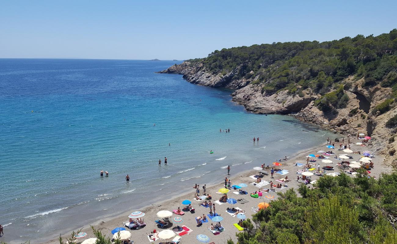 Foto af Cala Boix med lys fint sand overflade