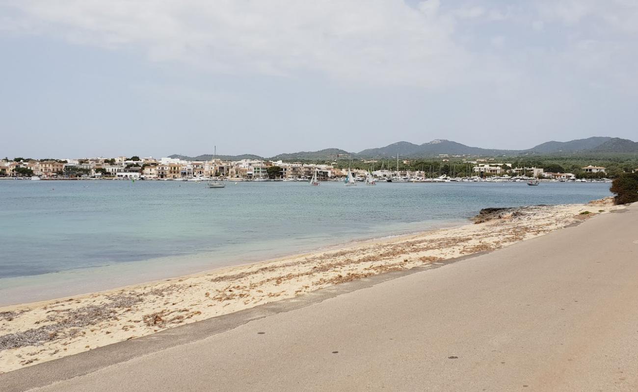 Foto af Playa Arenal des Ases med lys sand overflade