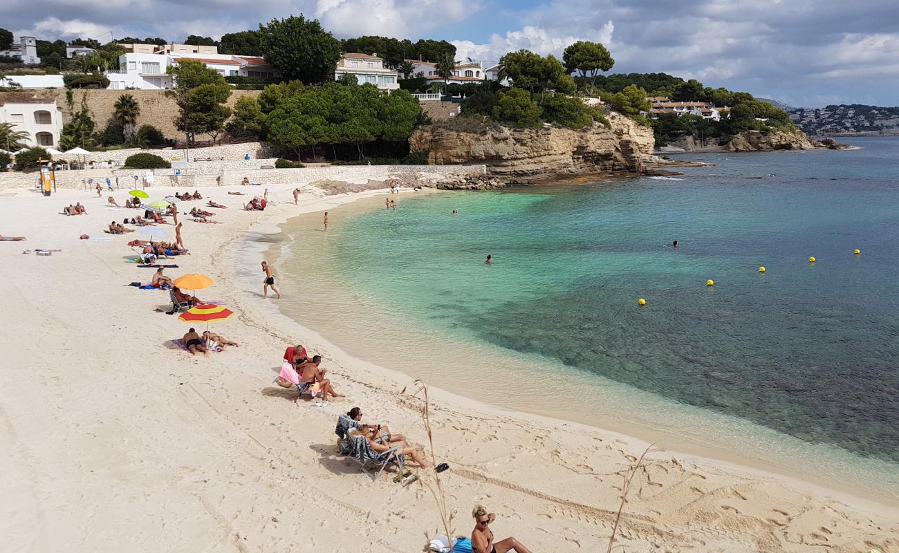 Foto af Playa la Fustera med lys sand overflade