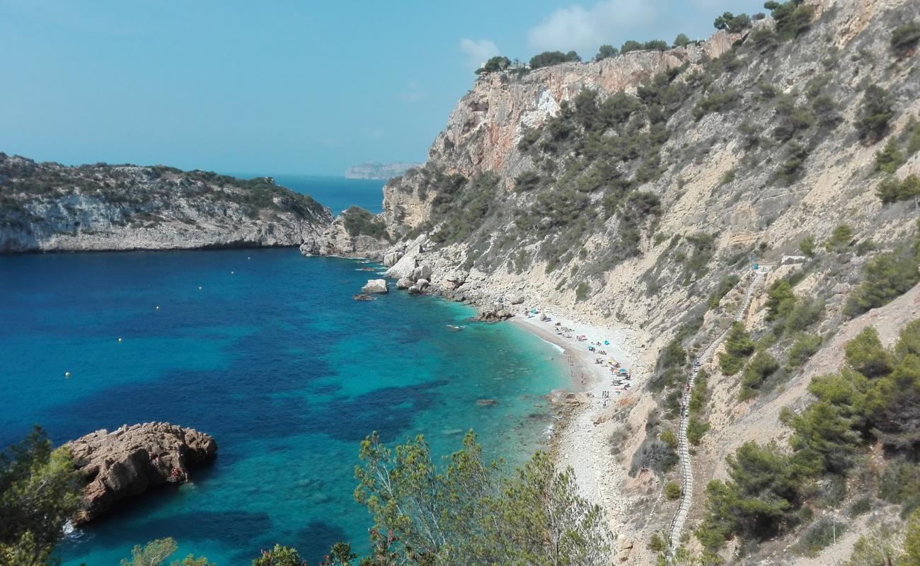 Foto af Cala Ambolo med let fin sten overflade