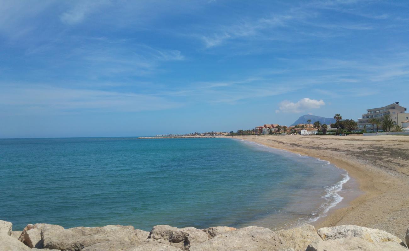 Foto af Playa el Vergel med brunt sand overflade