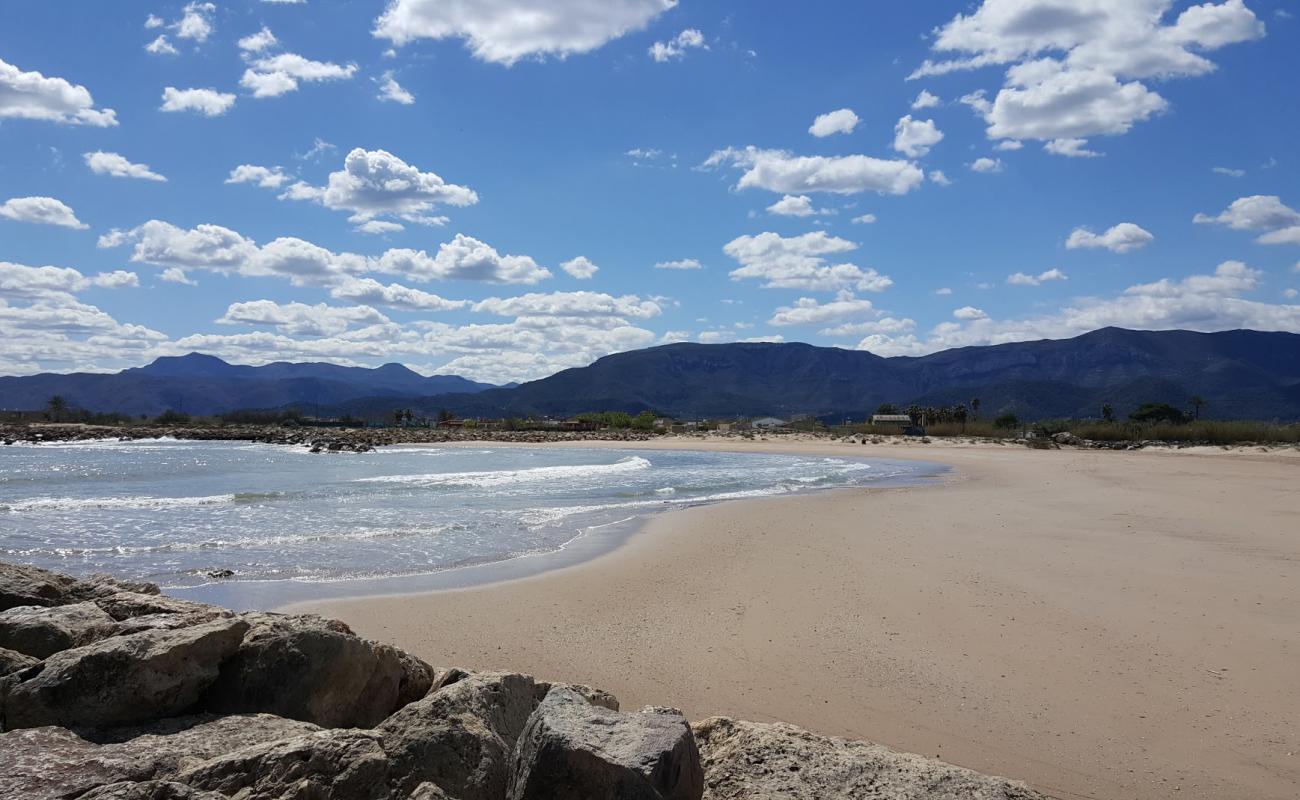 Foto af Playa de L'Estany med brunt sand overflade