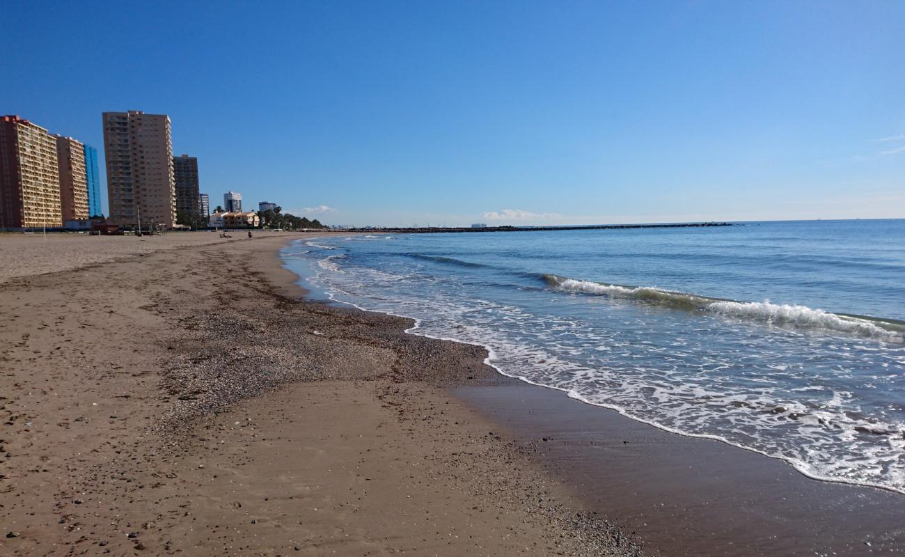 Foto af Pobla de Farnals med brunt sand overflade