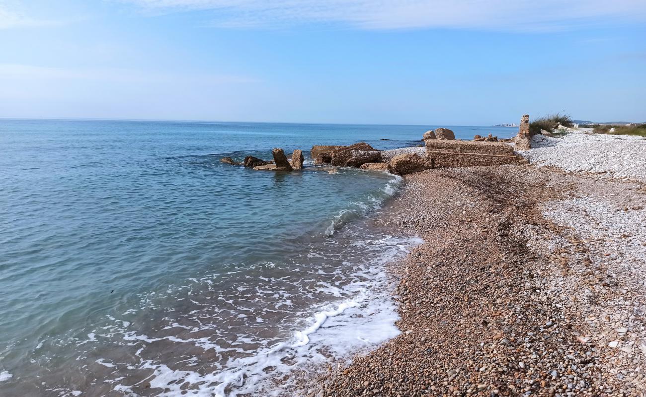 Foto af Playa de Cudola med grå sten overflade