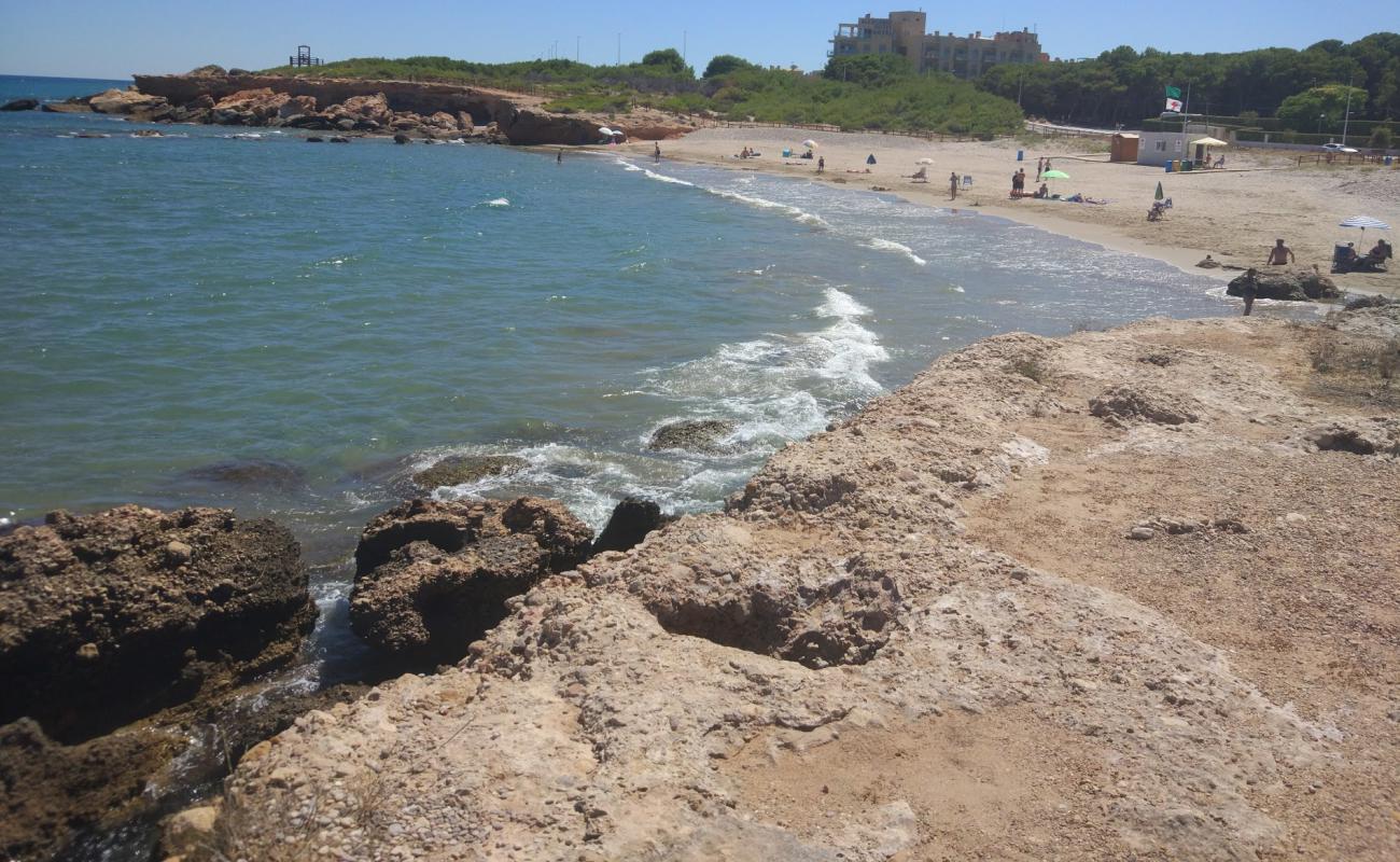 Foto af Playa del Moro med brunt sand overflade