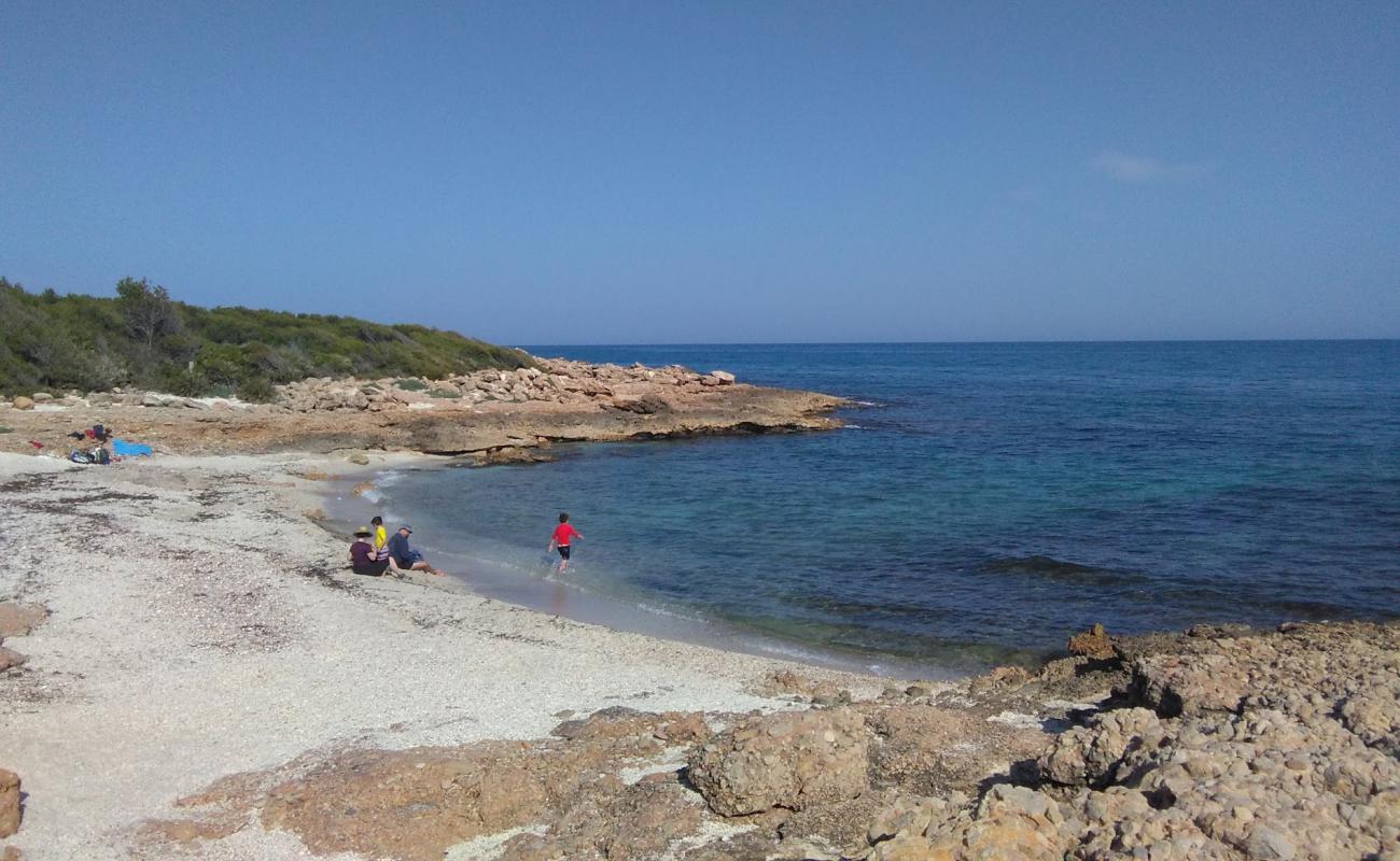 Foto af Platja Serradal 2 med grå sten overflade