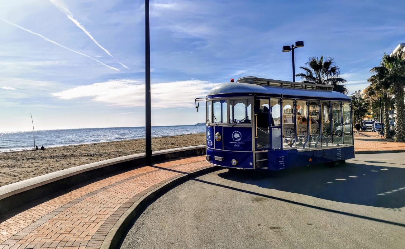 Foto af Playa Torreblanca med grå sand overflade