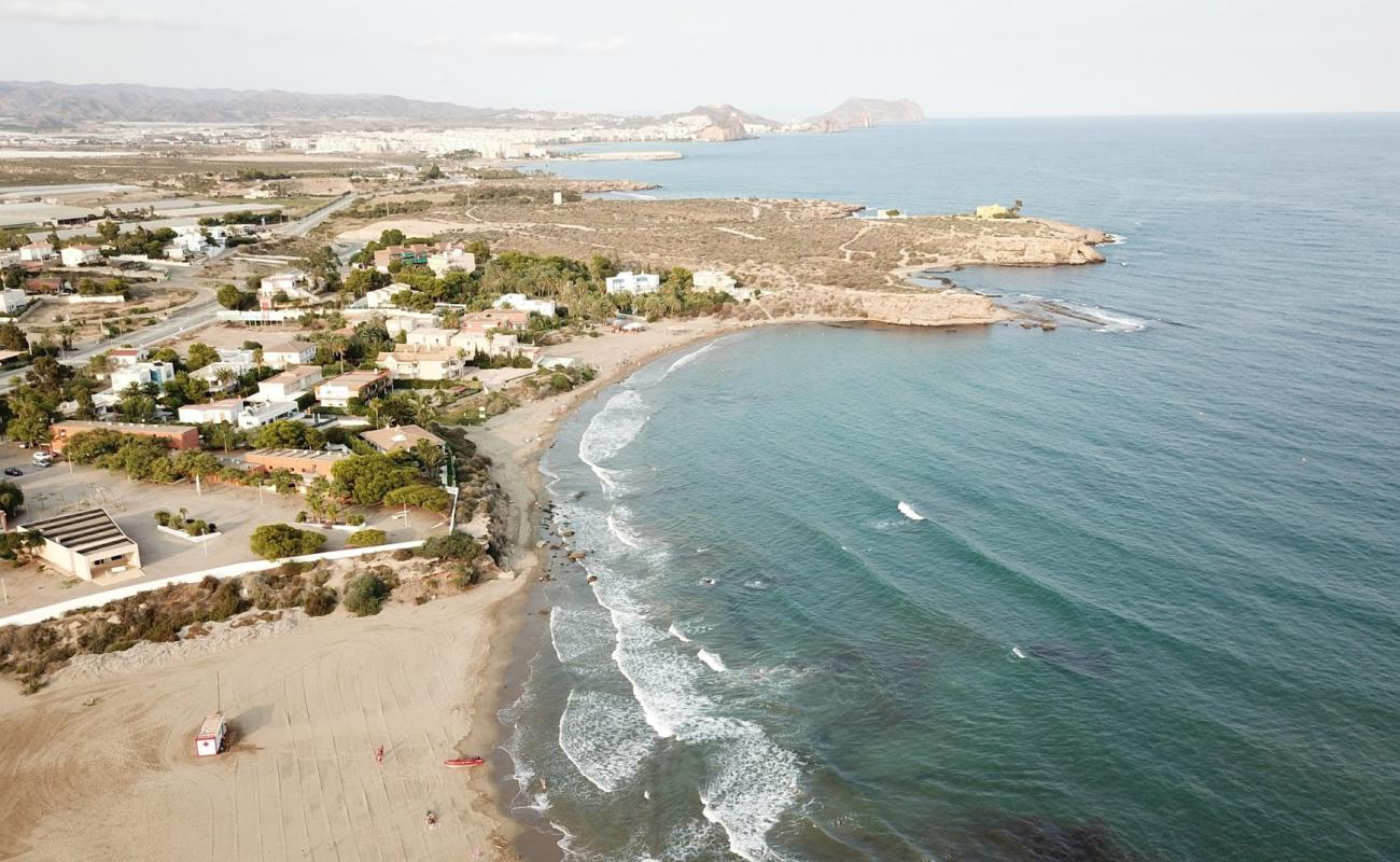 Foto af Calarreona beach med lys sand overflade