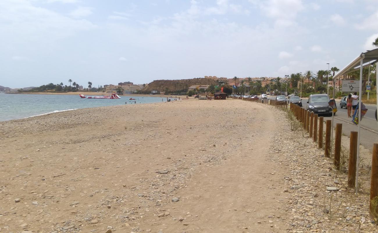 Foto af Playa del Alamillo med brunt sand og sten overflade