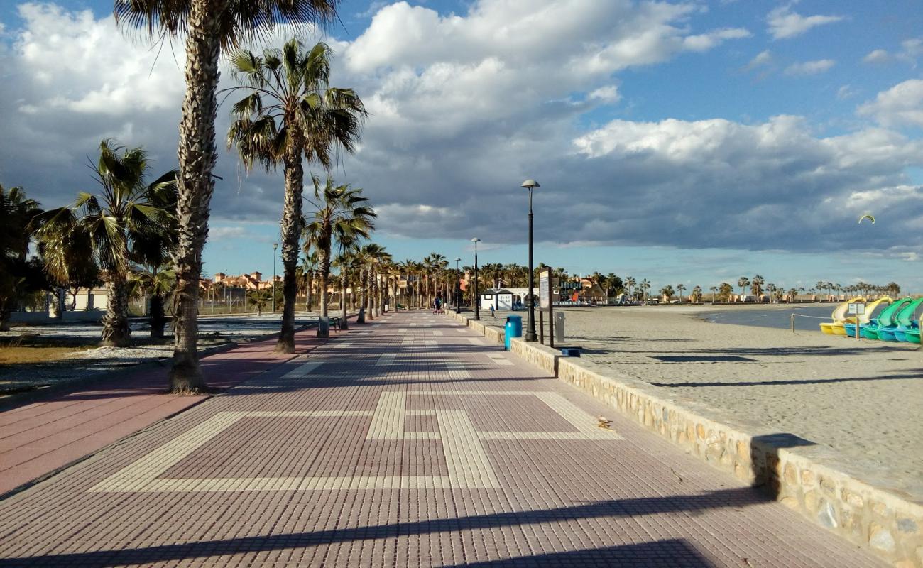 Foto af Playa de Las Salinas med grå sand overflade