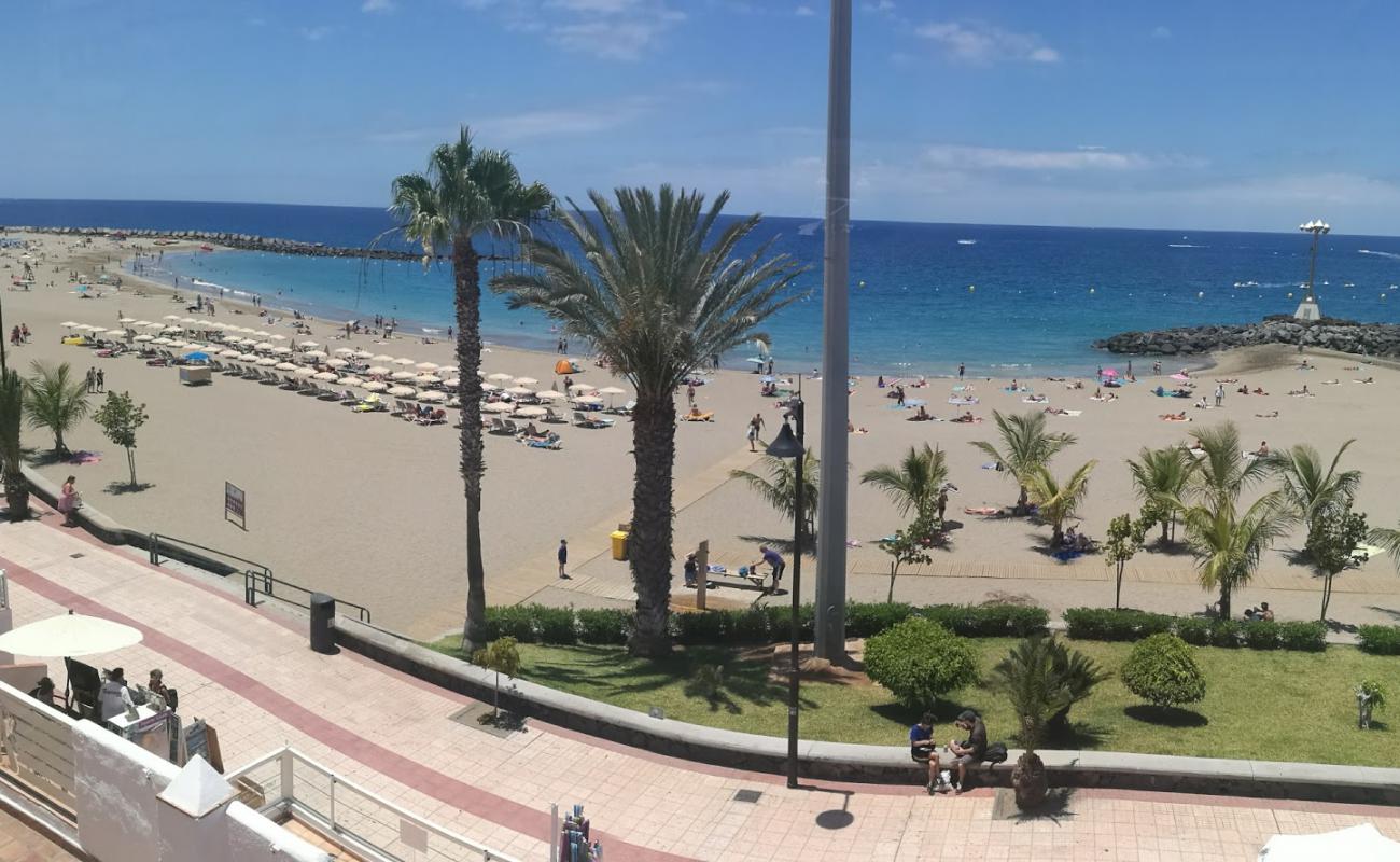 Foto af Las Vistas Strand med lys fint sand overflade