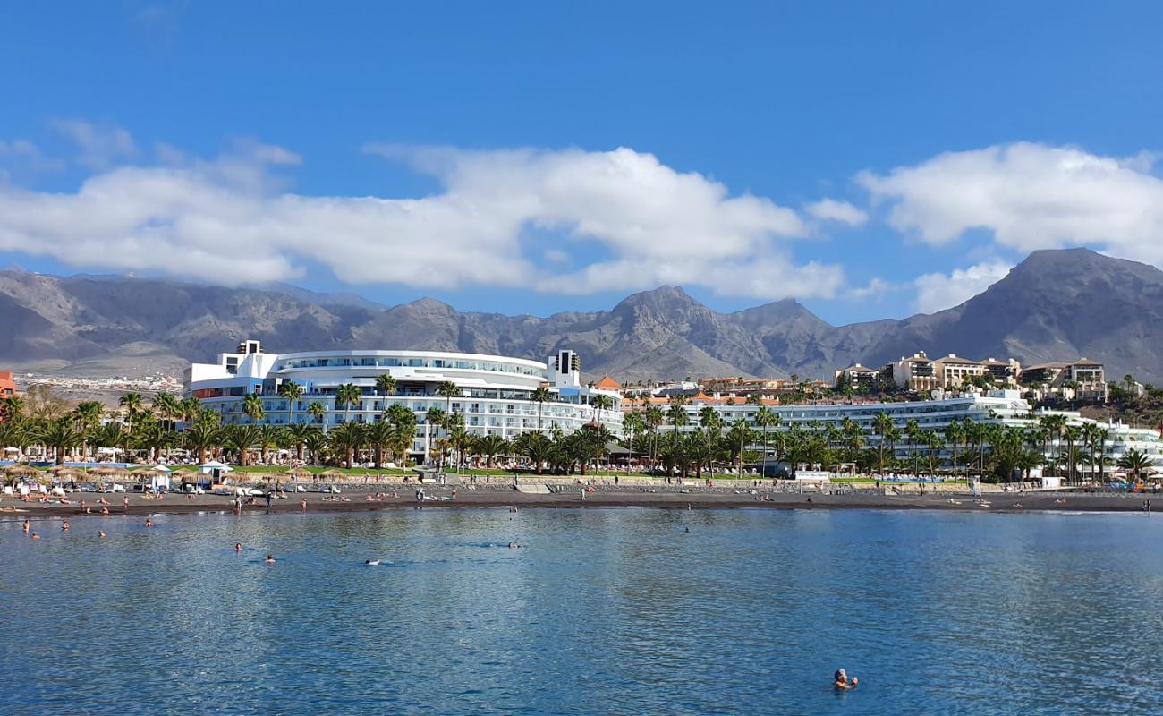 Foto af Playa El Beril med grå sand overflade