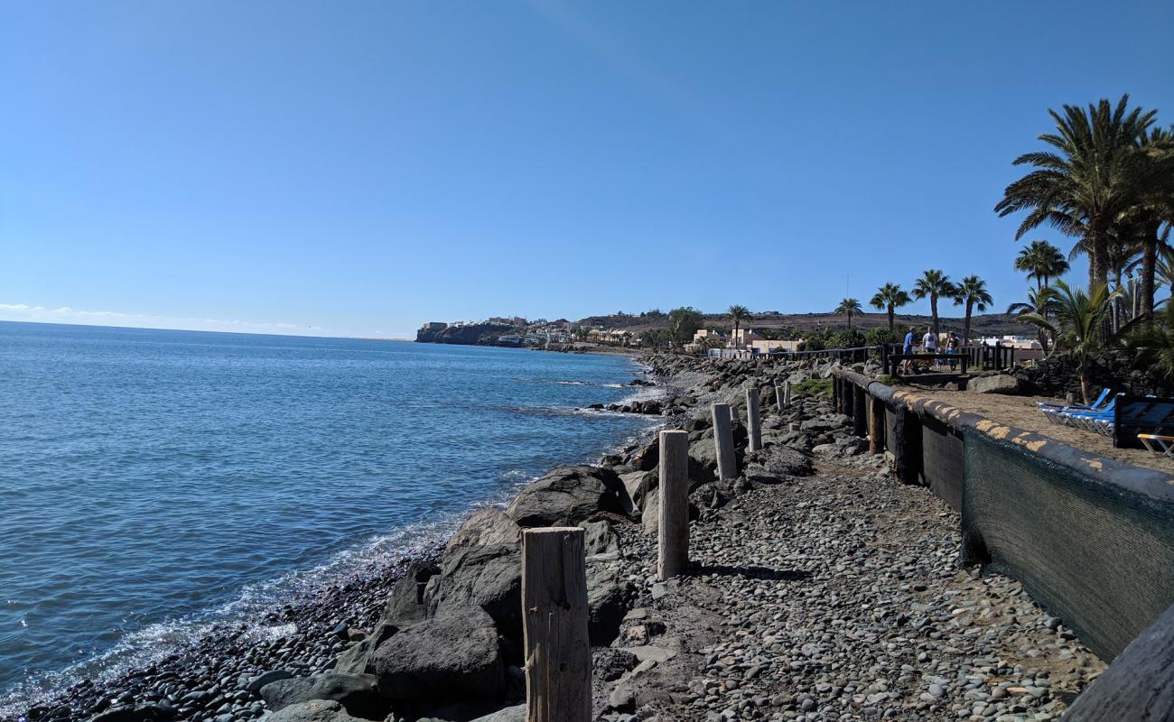 Foto af Playa de Tarajalillo med gråt sand og småsten overflade