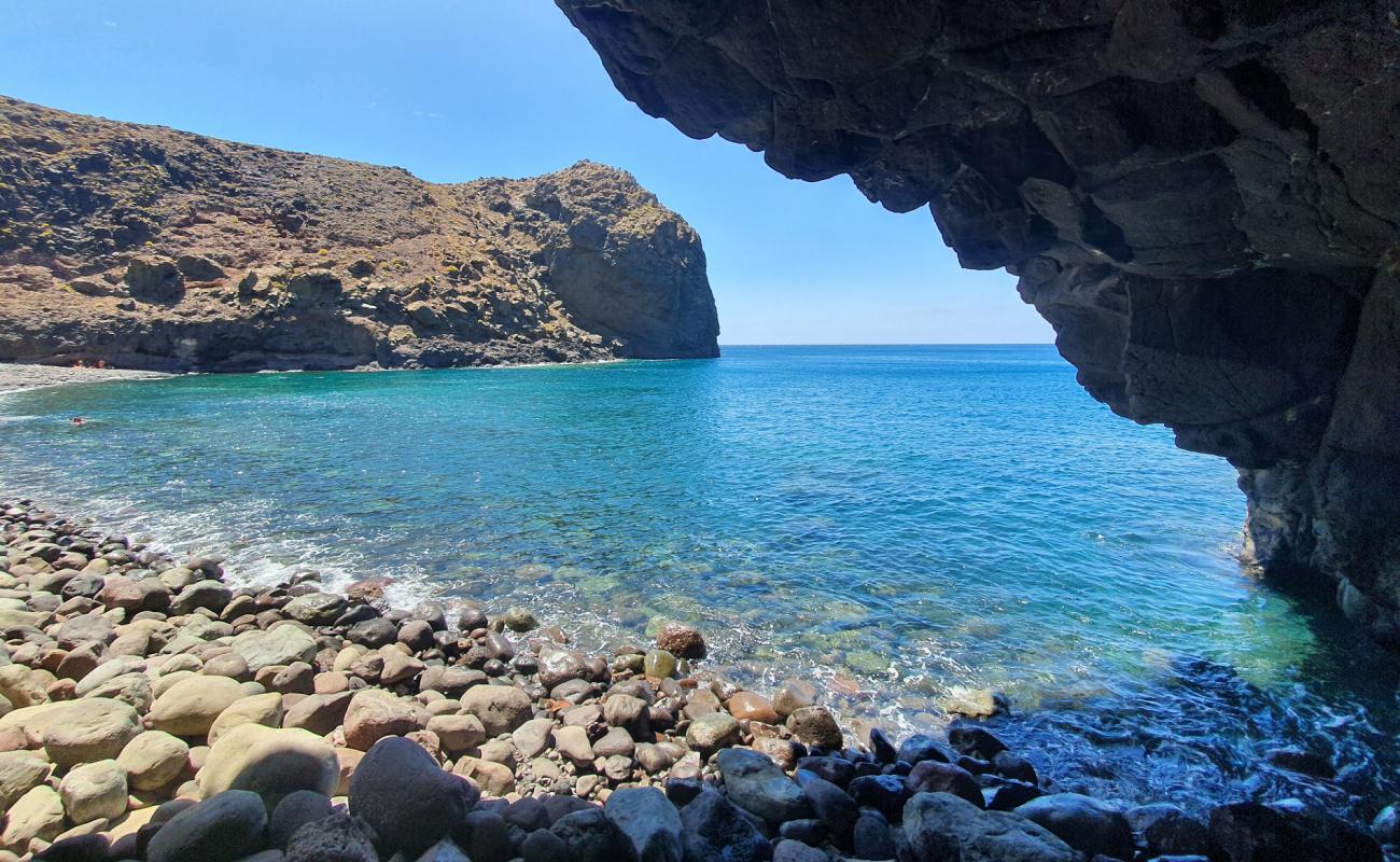 Foto af Playa del Juncal med sten overflade