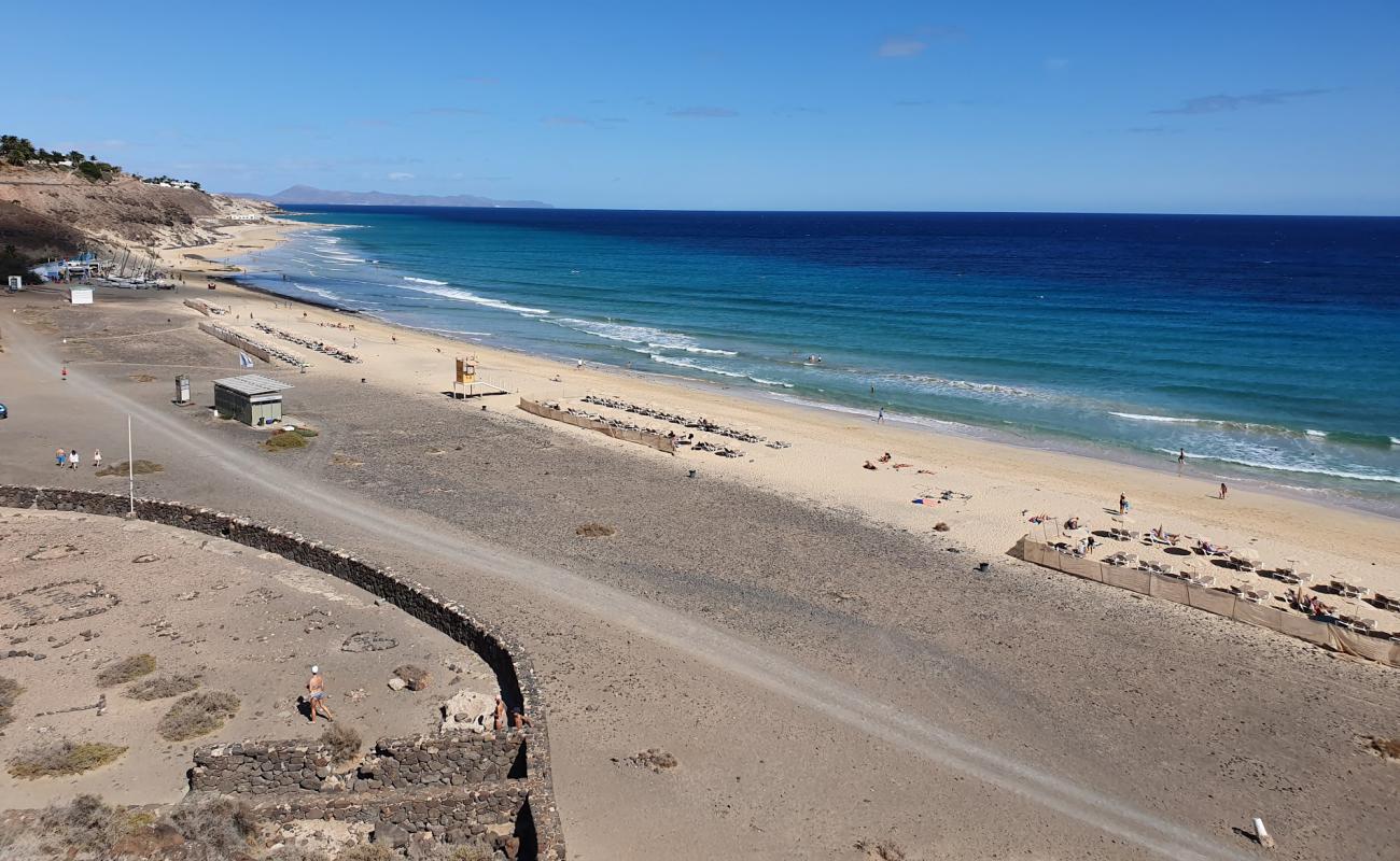 Foto af Esquinzo-Butihondo Strand med lys fint sand overflade