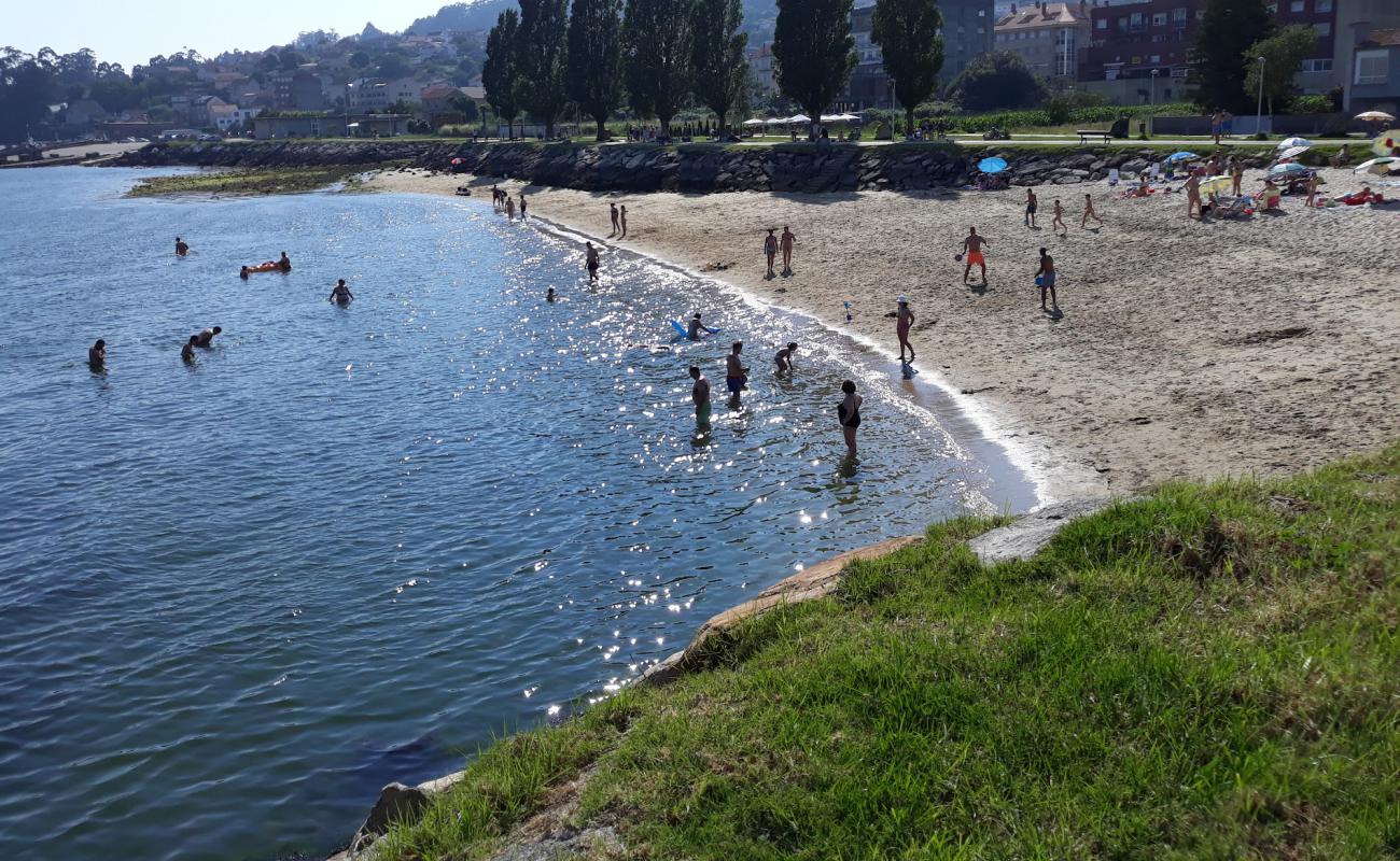 Foto af Praia da Tella med hvidt sand overflade