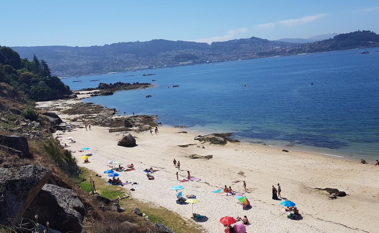 Foto af Playa Borna med hvidt sand overflade