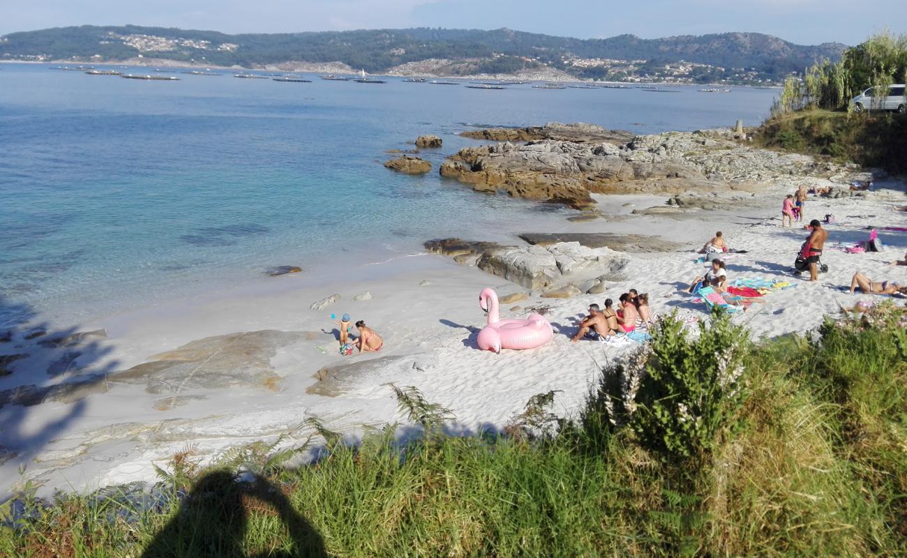 Foto af Praia Rabans med hvidt fint sand overflade