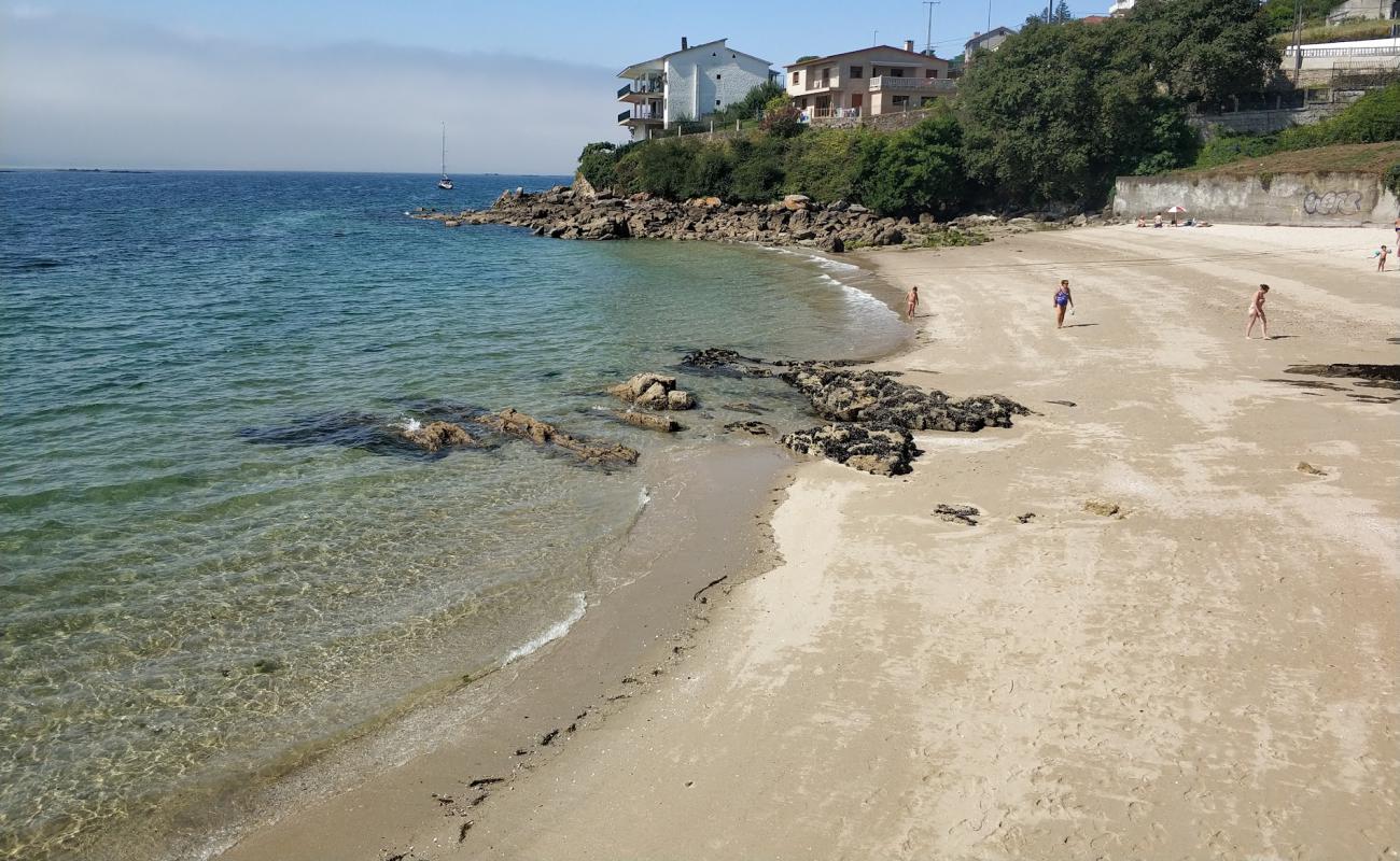 Foto af Praia de Fontemaior med hvidt sand overflade