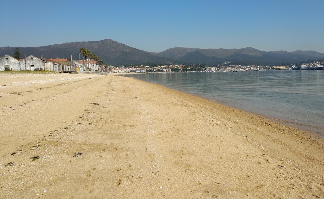 Foto af Areal beach med lys sand overflade