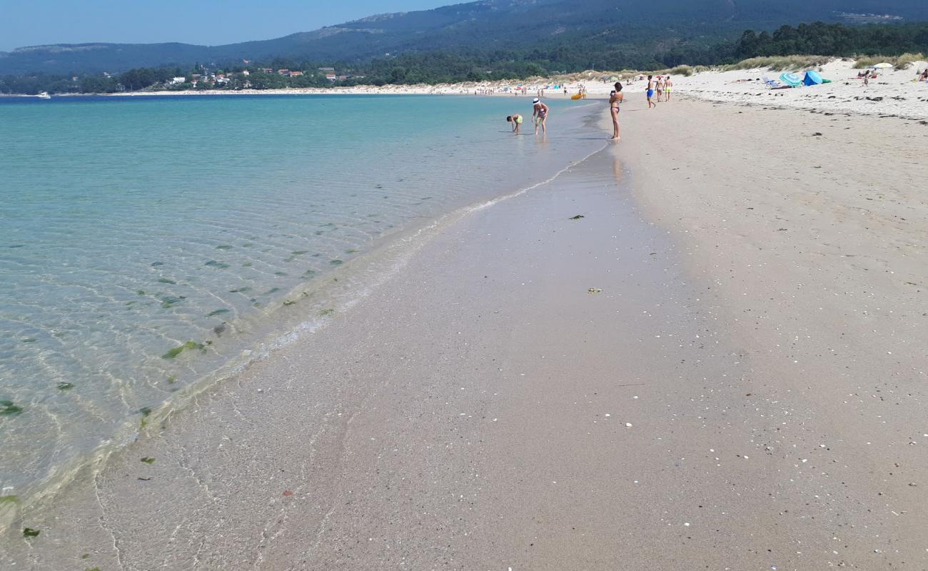 Foto af Aguieira strand med hvidt fint sand overflade