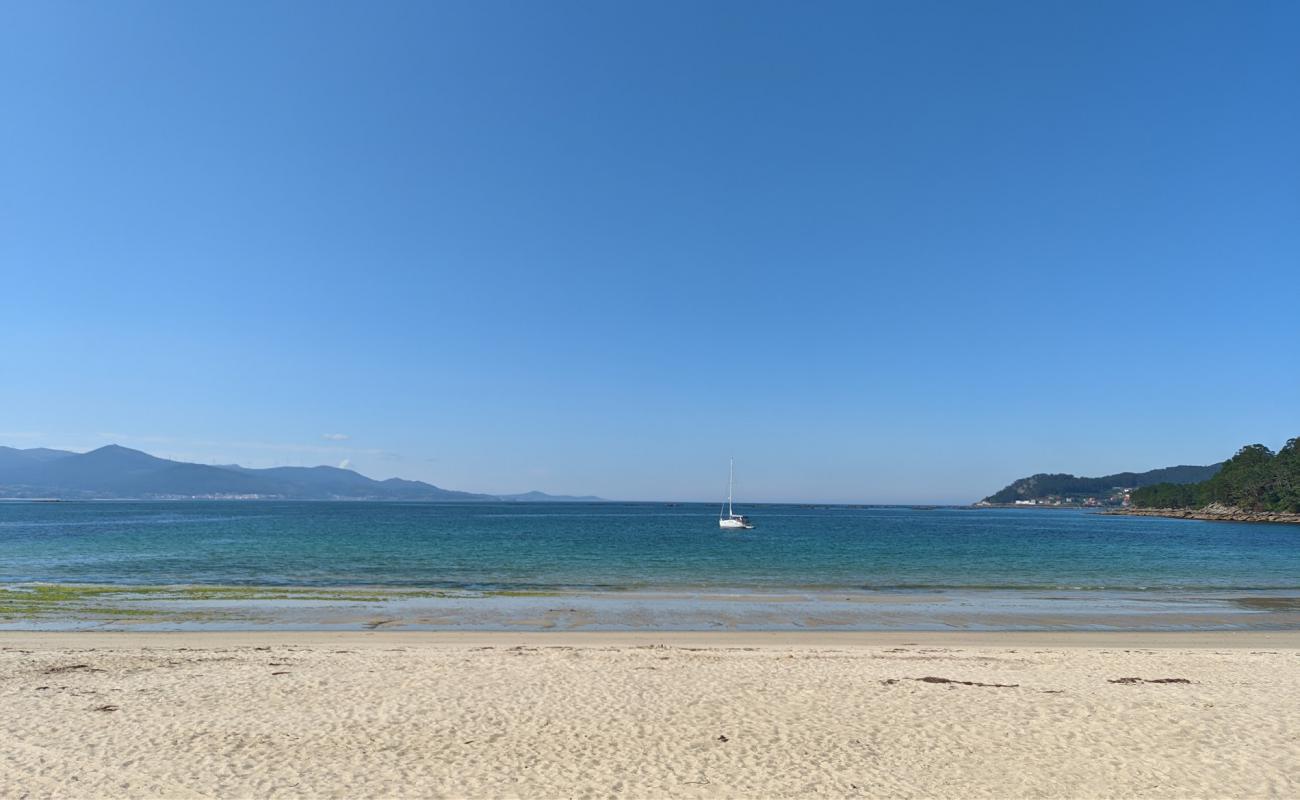 Foto af Praia de Ventin med hvidt sand overflade