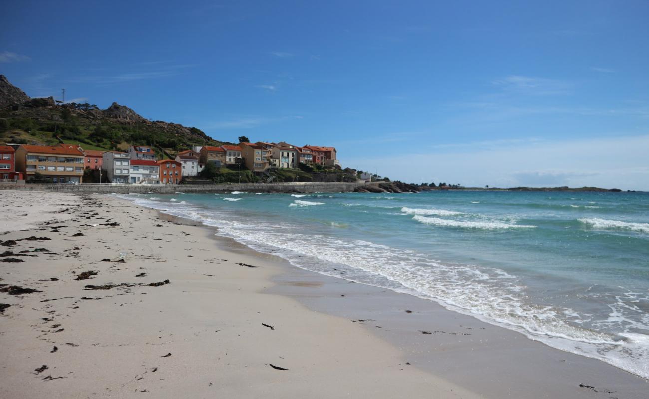 Foto af Praia do Pindo med hvidt fint sand overflade