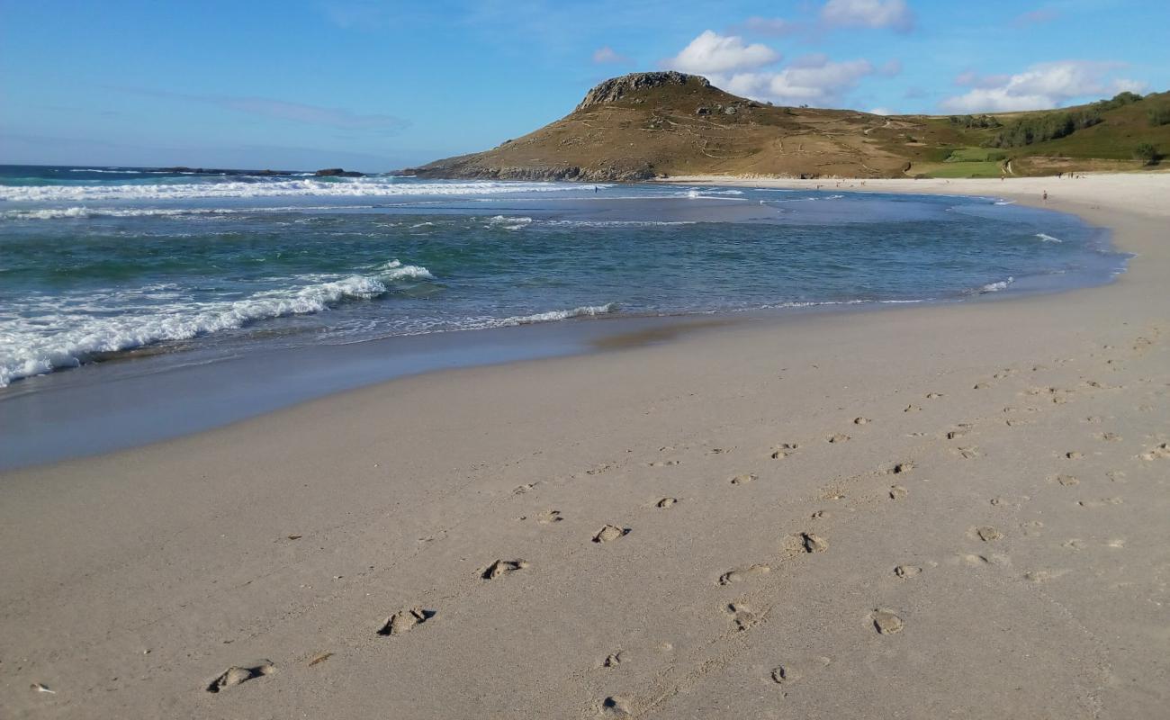 Foto af Praia de Soesto med hvidt fint sand overflade