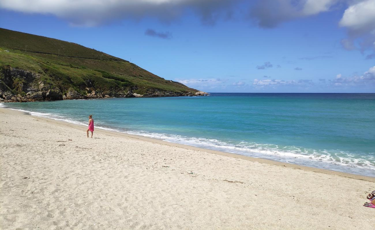 Foto af Praia de Seaia med hvidt sand overflade