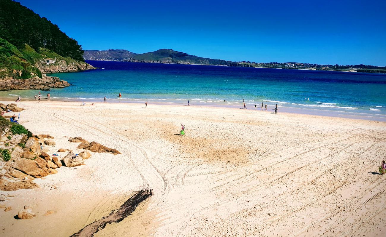 Foto af Praia de San Xurxo med hvidt fint sand overflade