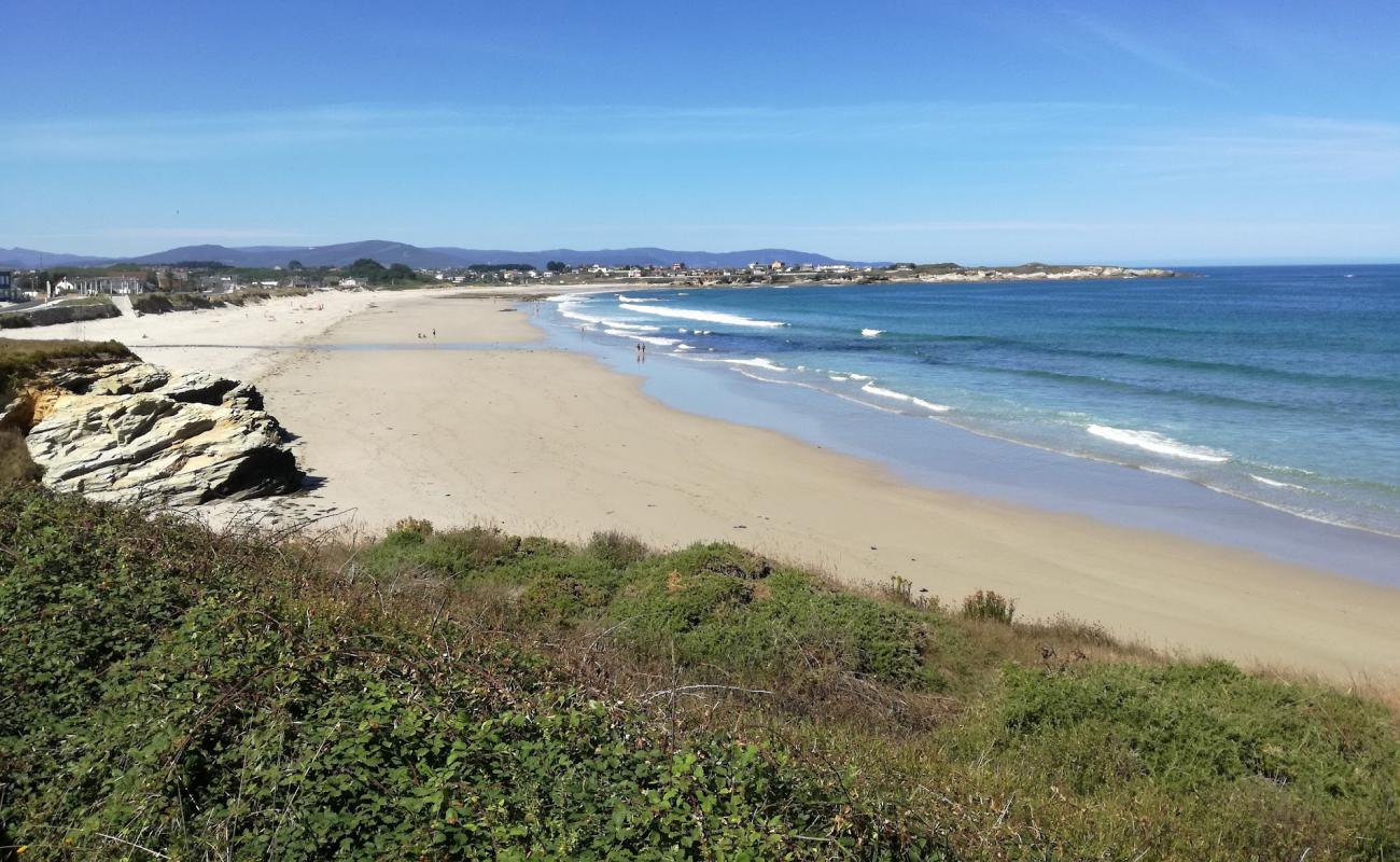 Foto af Praia de Arealonga med lys fint sand overflade