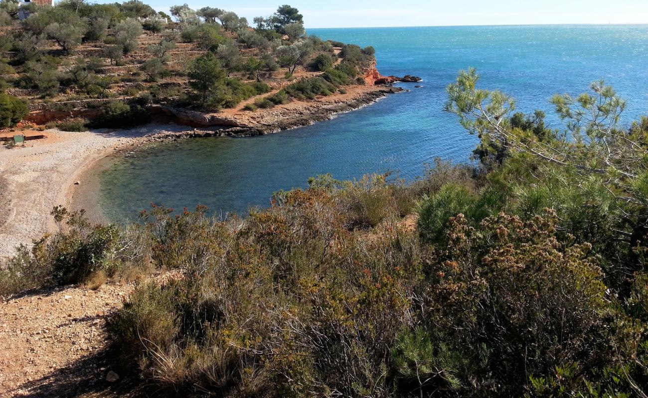 Foto af Platja Cala Maria med gråt sand og småsten overflade