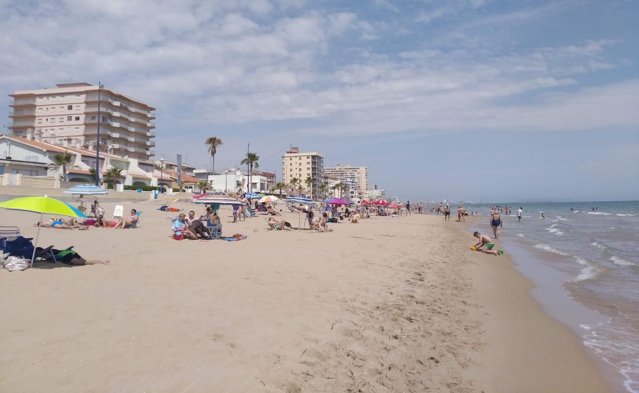 Foto af Platja de Miramar med lys sand overflade