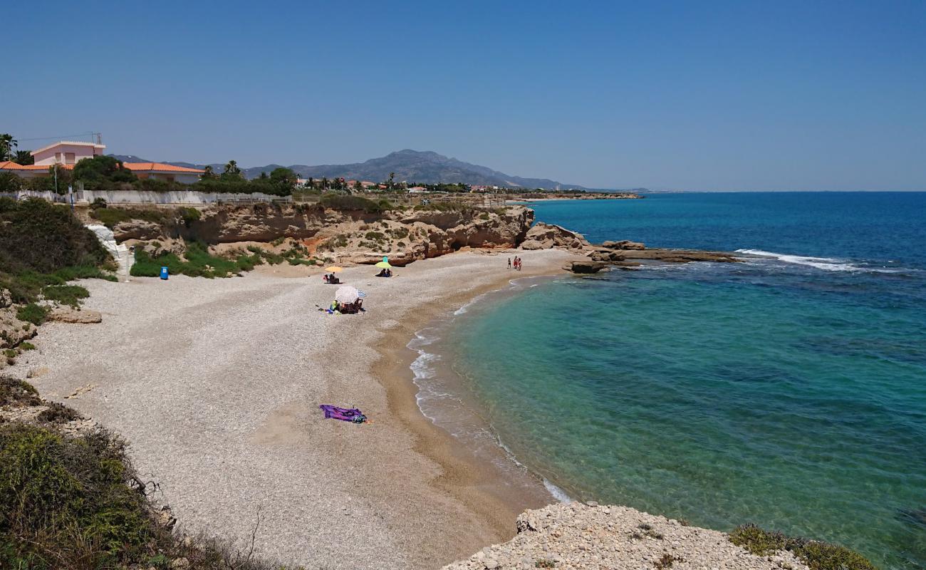 Foto af Cala de La Foradada med let sten overflade