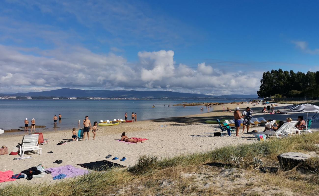 Foto af Praia de Camaxinas med lys sand overflade