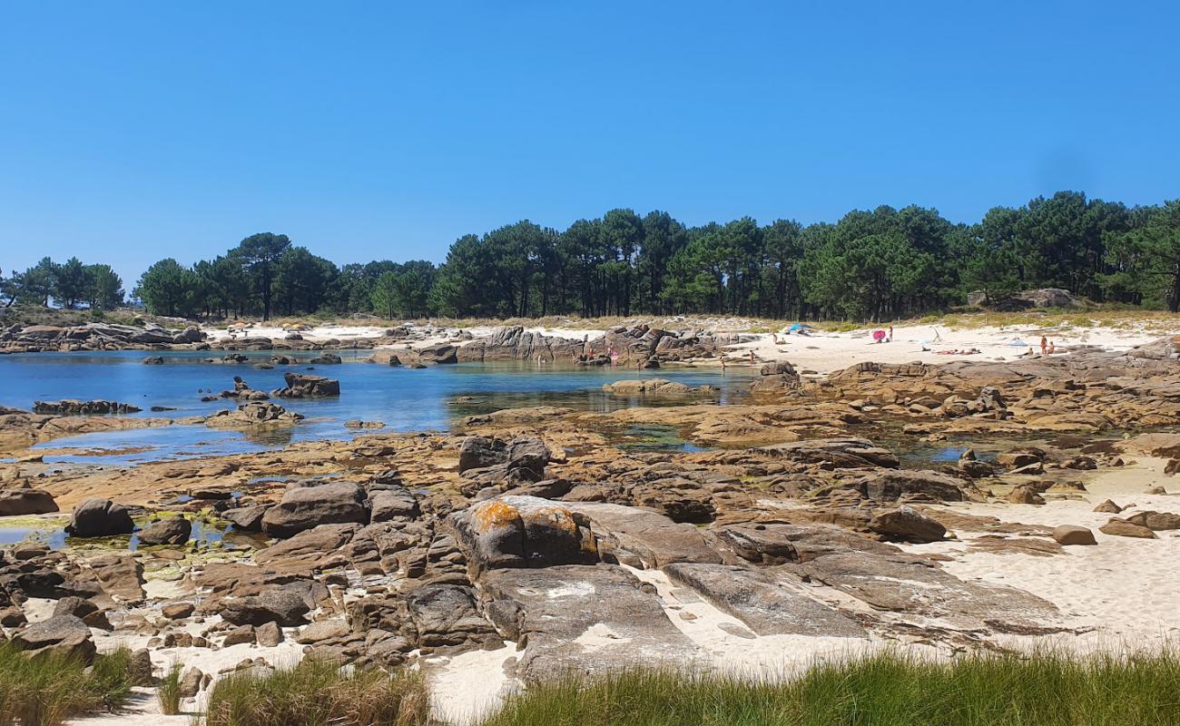 Foto af Praia de Xastelas med lys sand overflade