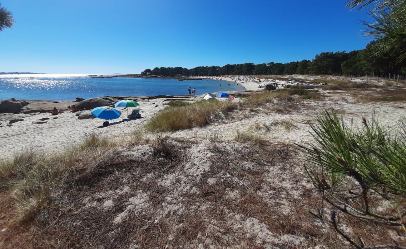 Foto af Playa de A Lameira med lys sand overflade