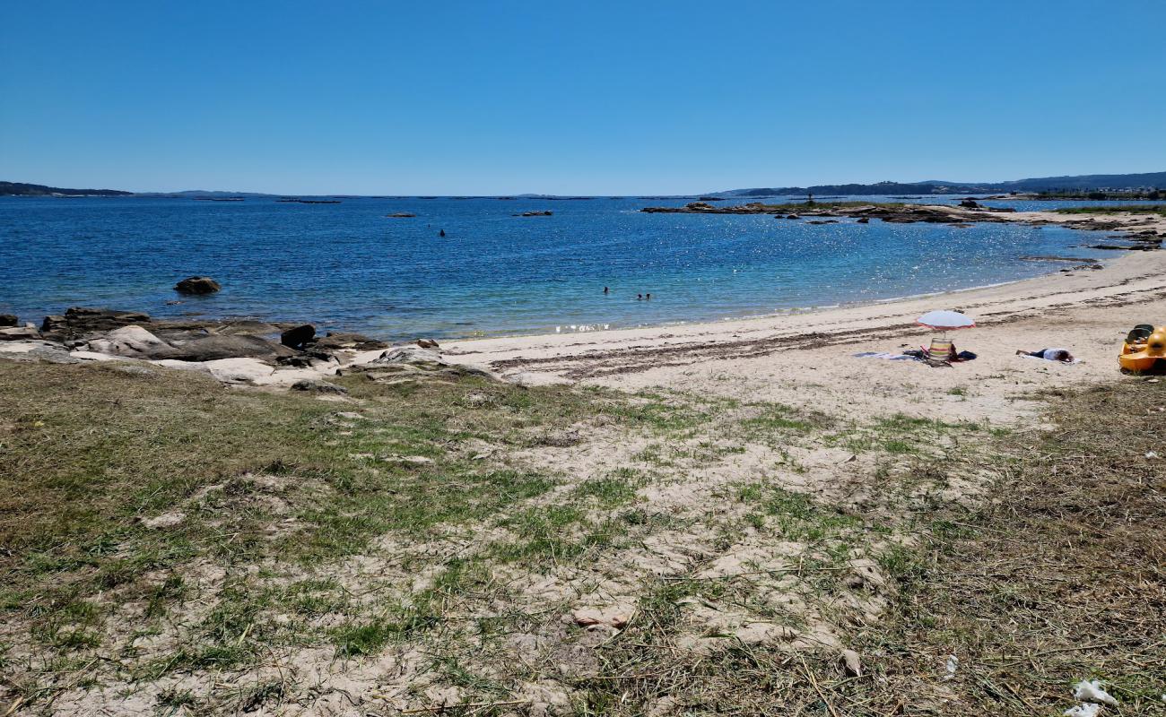 Foto af Praia de Pineiron med lys sand overflade