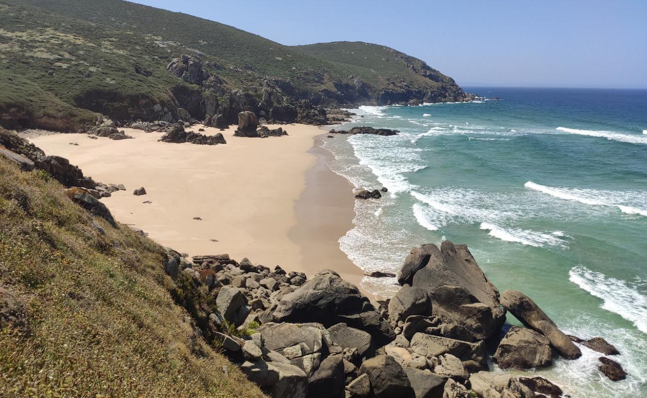 Foto af Praia de Lumebo med lys sand overflade