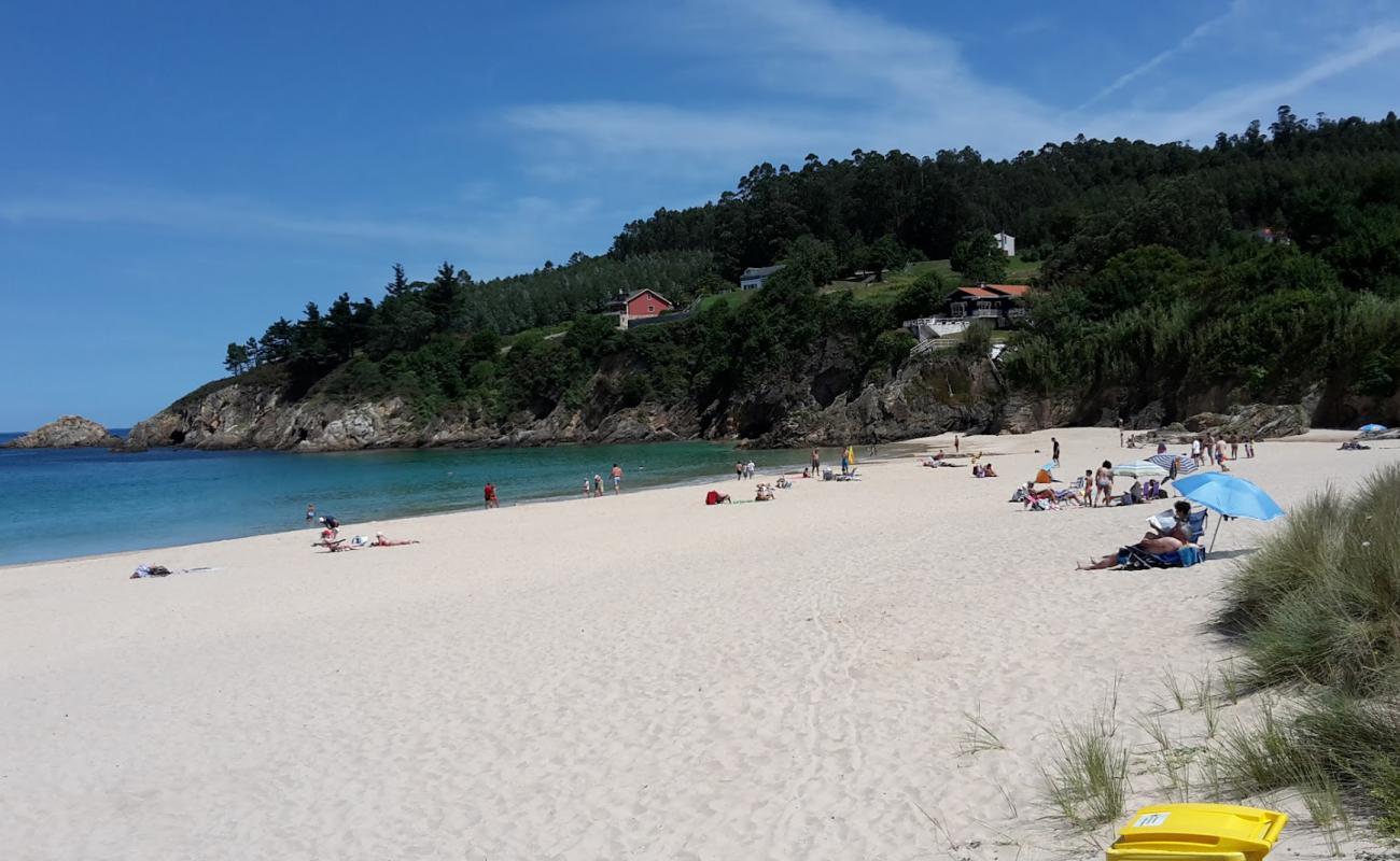 Foto af Praia de Area Longa med lys sand overflade