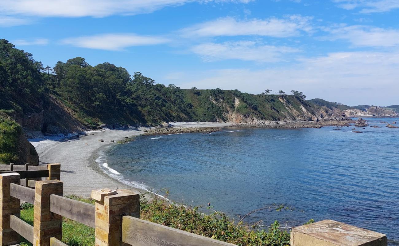 Foto af Playa de Torbas med grå sten overflade