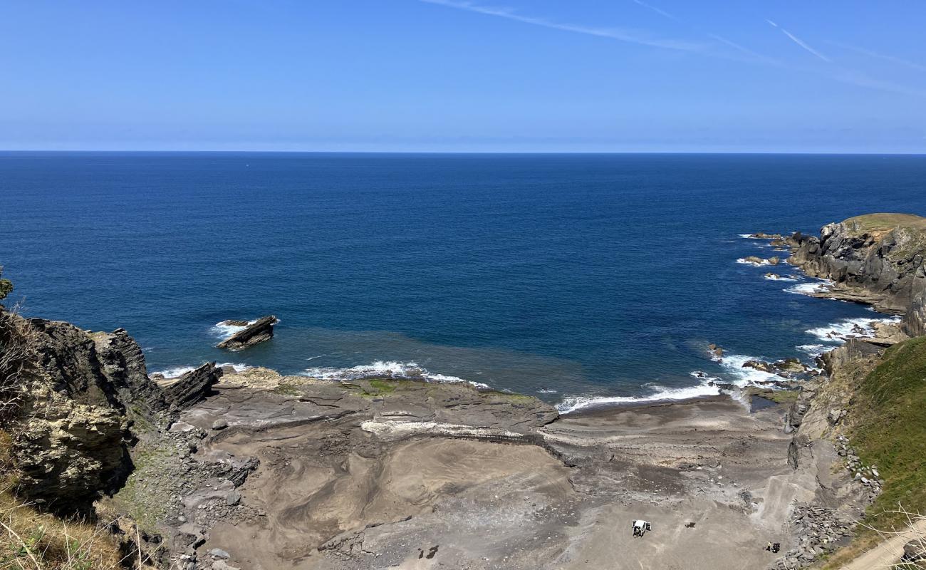 Foto af Playa de Portazuelos med sten overflade