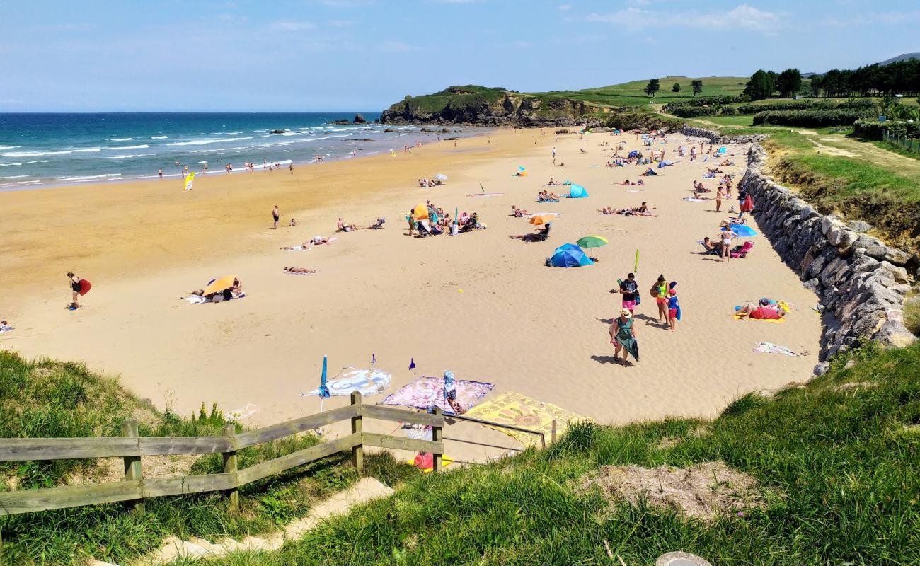 Foto af Playa de El Barrigon med lys sand overflade