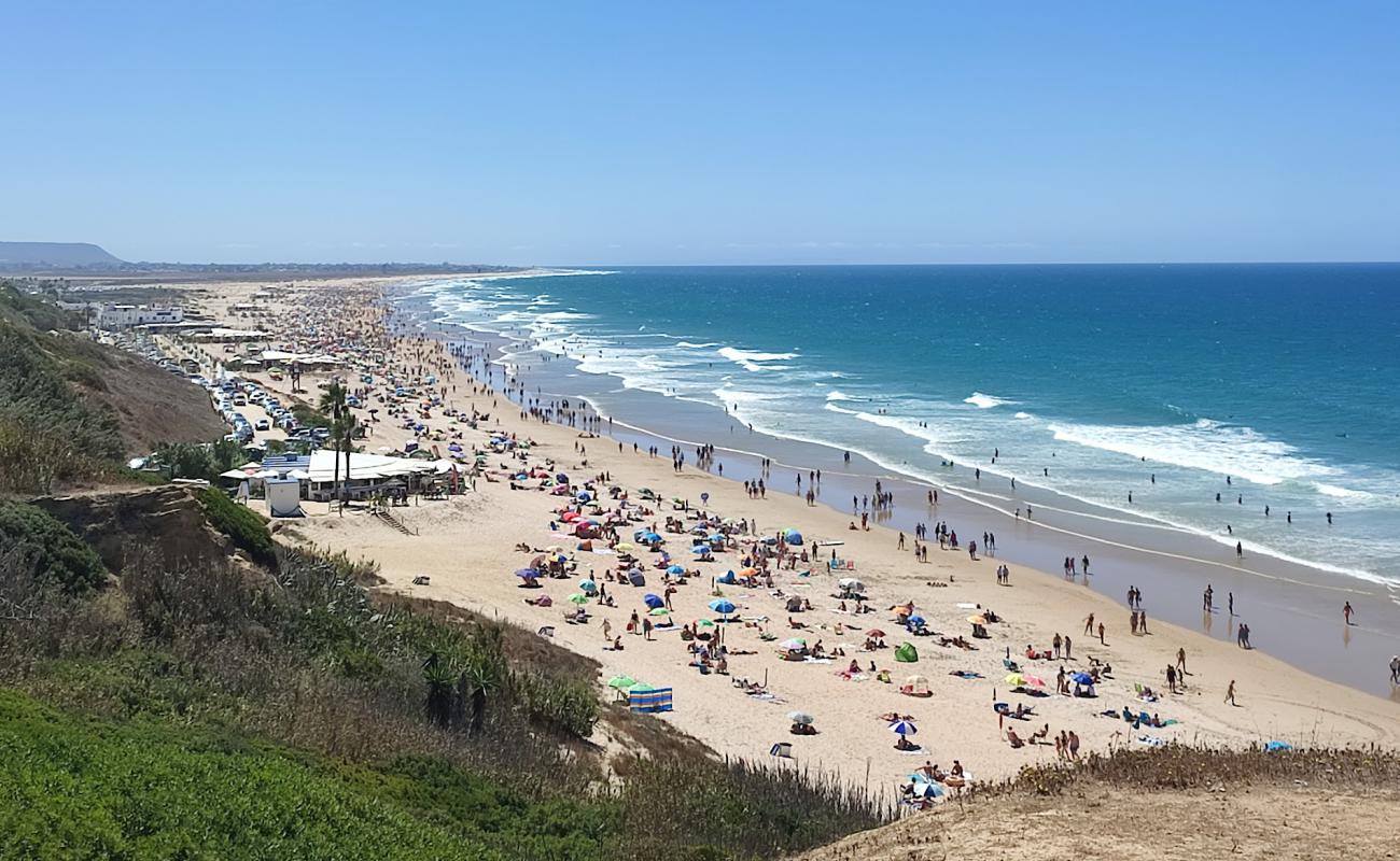 Foto af Playa De Los Bateles med lys sand overflade