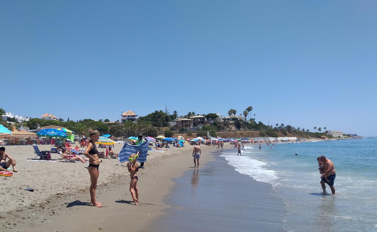 Foto af Playa de las Buganvillas med lys sand overflade