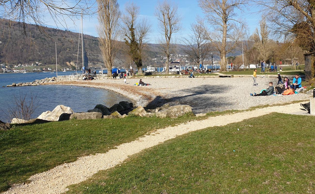 Foto af Badestrand Ipsach med grå fin sten overflade