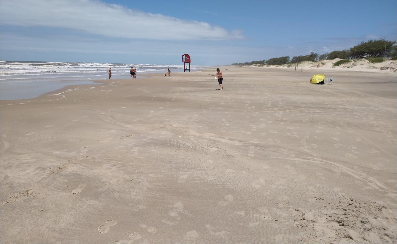 Foto af Ny Tramandai Strand med lys sand overflade