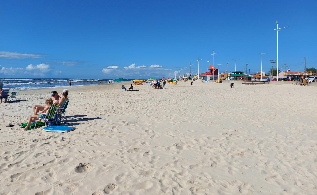 Foto af Praia de Imbe med lys fint sand overflade