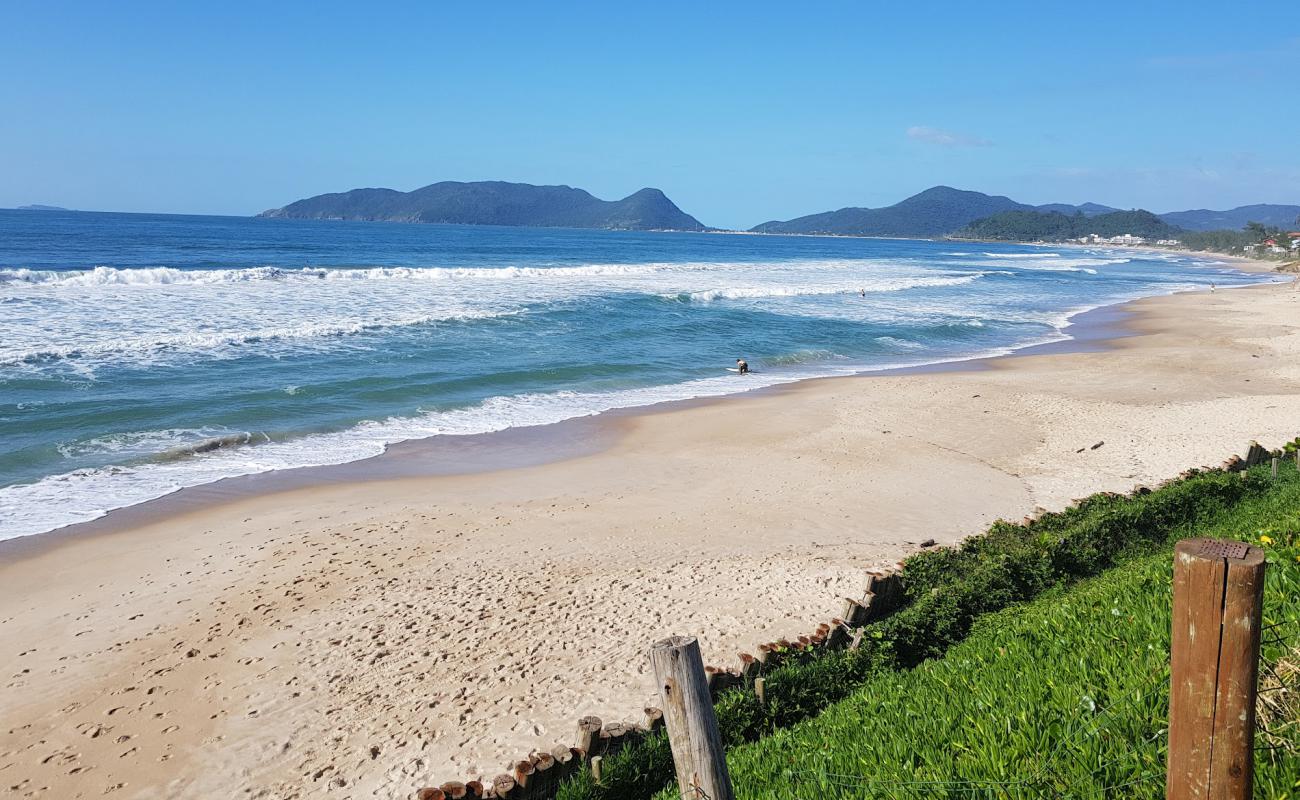 Foto af Praia do Morro das Pedras II med lys fint sand overflade